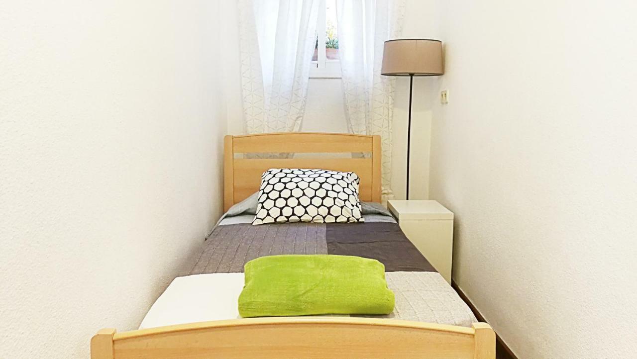 Apartamento Barcelona 10 Apartment Salou Bagian luar foto